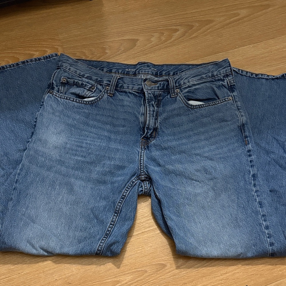 Old Navy Relaxed Fit Blue Jeans for Men